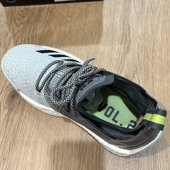 Adidas Harden Vol.2 - Picture 2 of 7